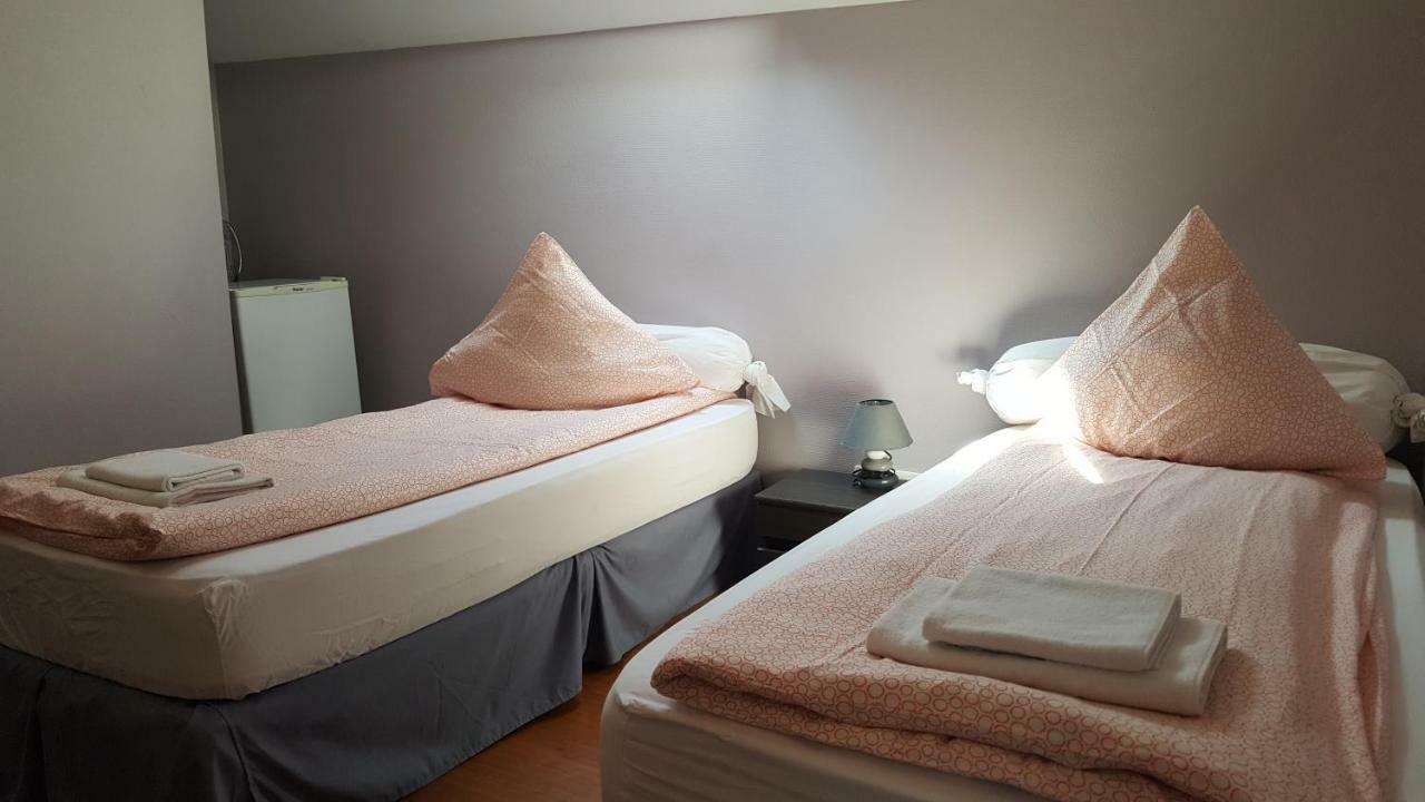 Le Relais Bleu Hotel Le Blanc-Mesnil Kültér fotó